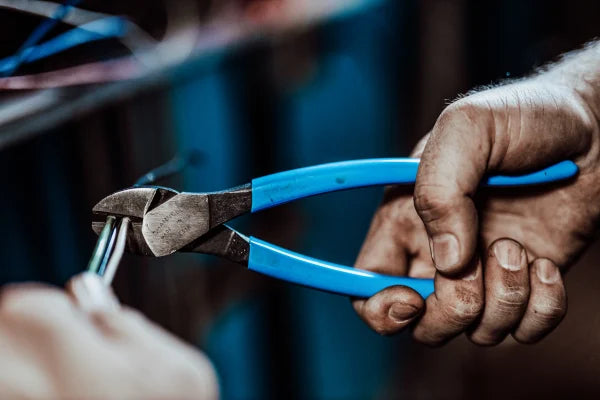 CHANNELLOCK 8" High-Leverage Diagonal Cutting Pliers