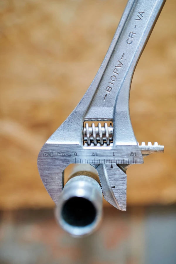 CHANNELLOCK 10" Reversible Jaw Adjustable Wrench