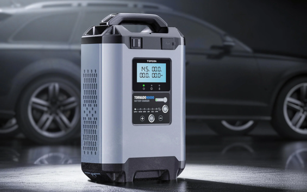Tornado90000 90A Smart Charger